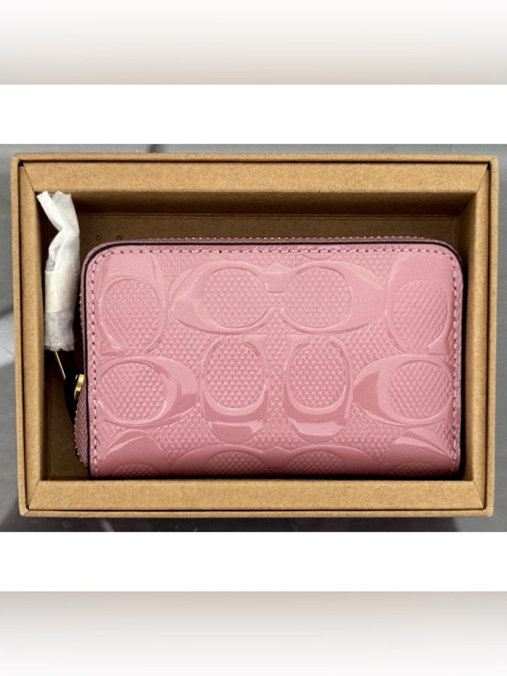 COACH Boxed Essential Patent Signature Zip Around Card Case, DUSTY PINK